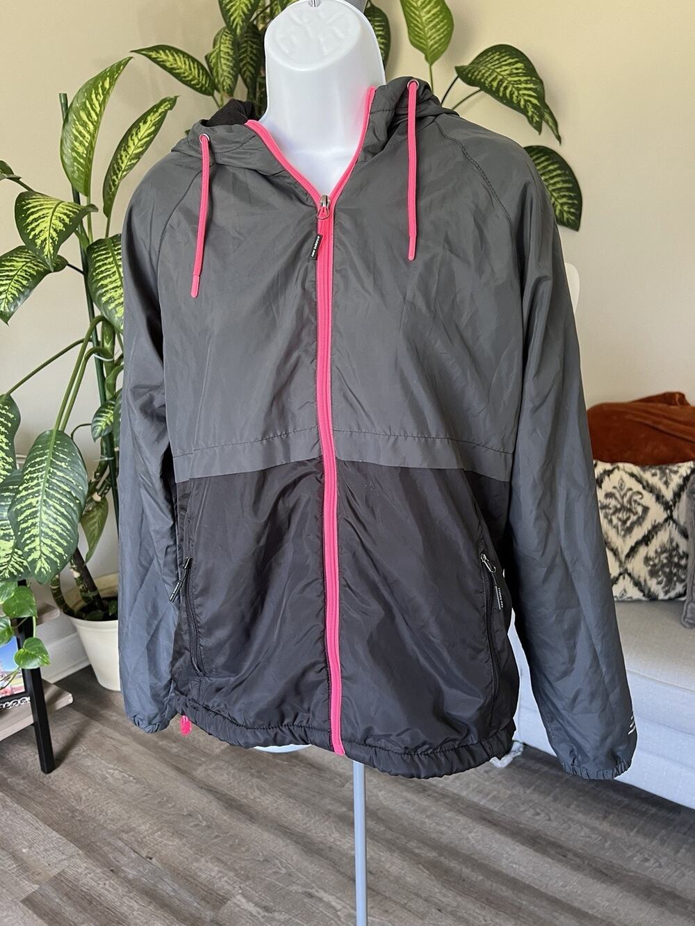 New Balance Fleece Lined Windbreaker Medium Full Zip Hooded Jacket Black #1018
